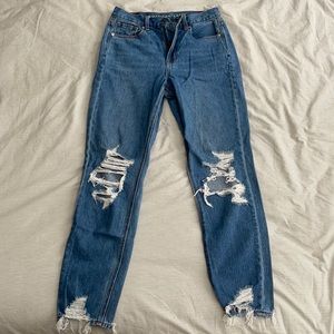 American Eagle mom jeans